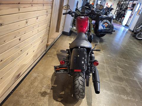 2017 Harley-Davidson Iron 883™ in Mentor, Ohio - Photo 4