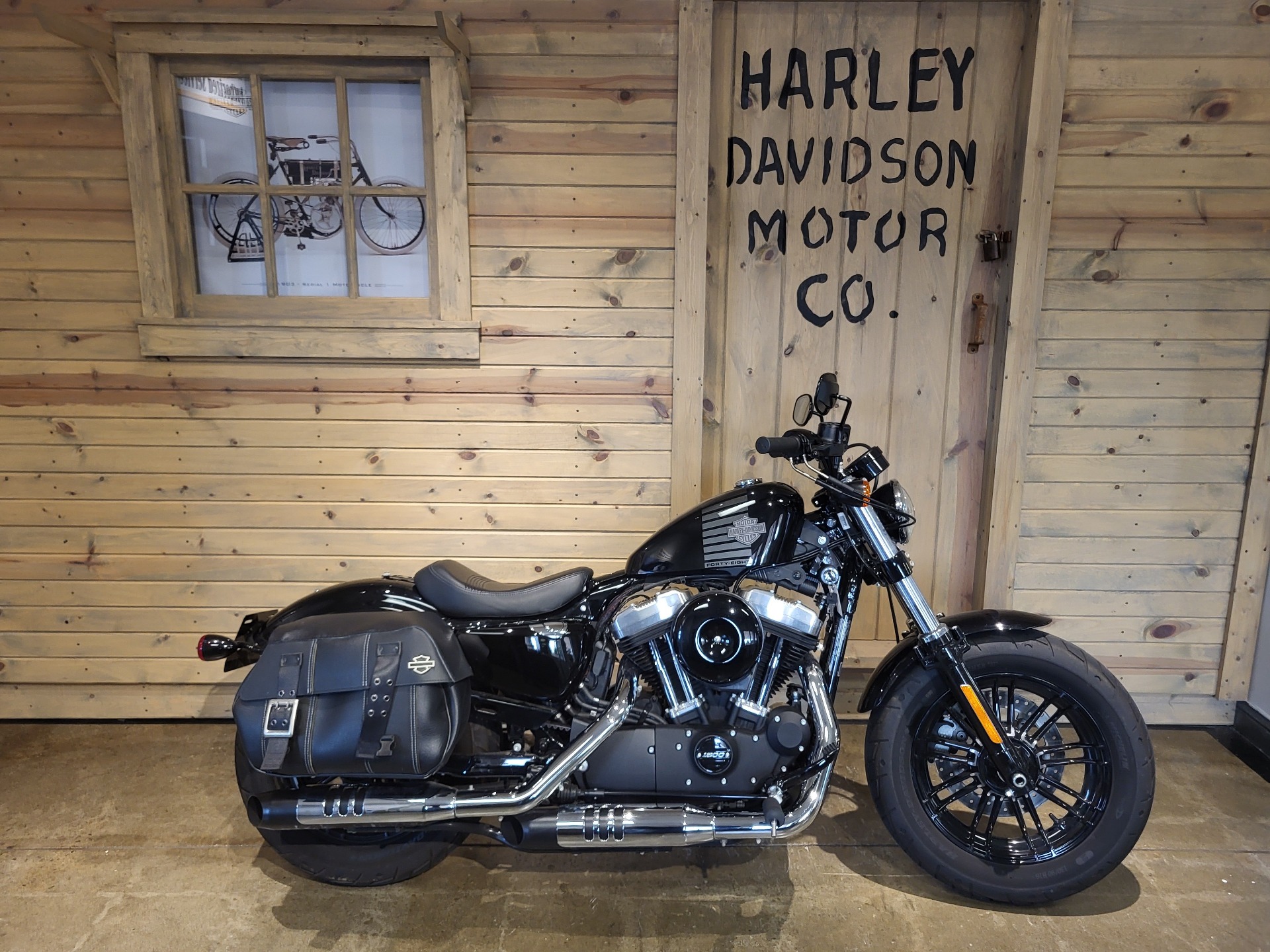 2017 Harley-Davidson Forty-Eight® in Mentor, Ohio - Photo 1
