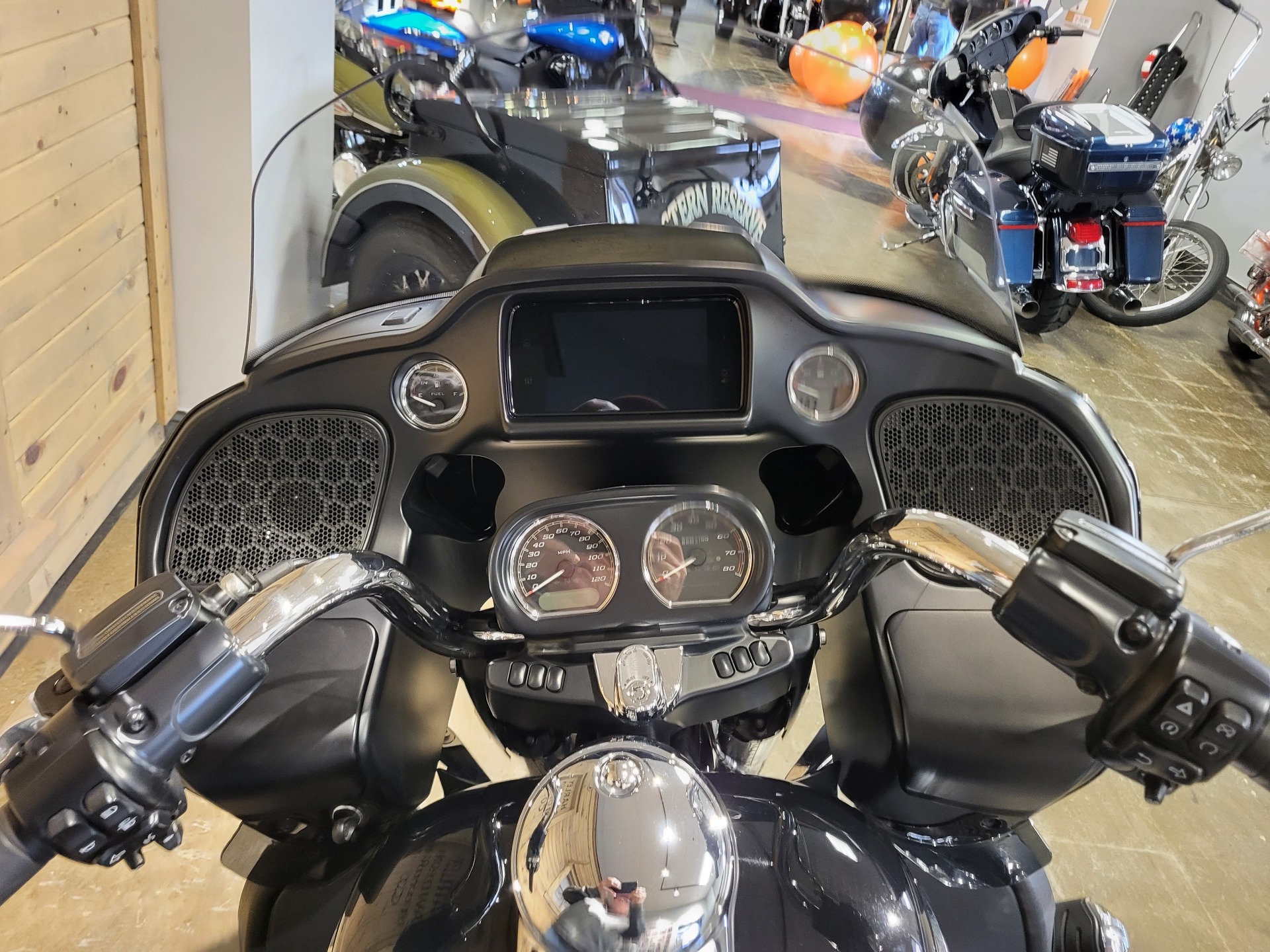 2019 Harley-Davidson Road Glide® Ultra in Mentor, Ohio - Photo 9