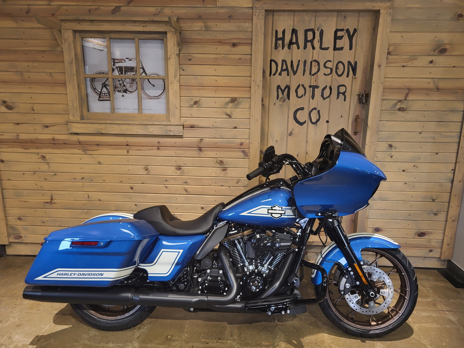 2023 Harley-Davidson Road Glide® ST in Mentor, Ohio - Photo 2