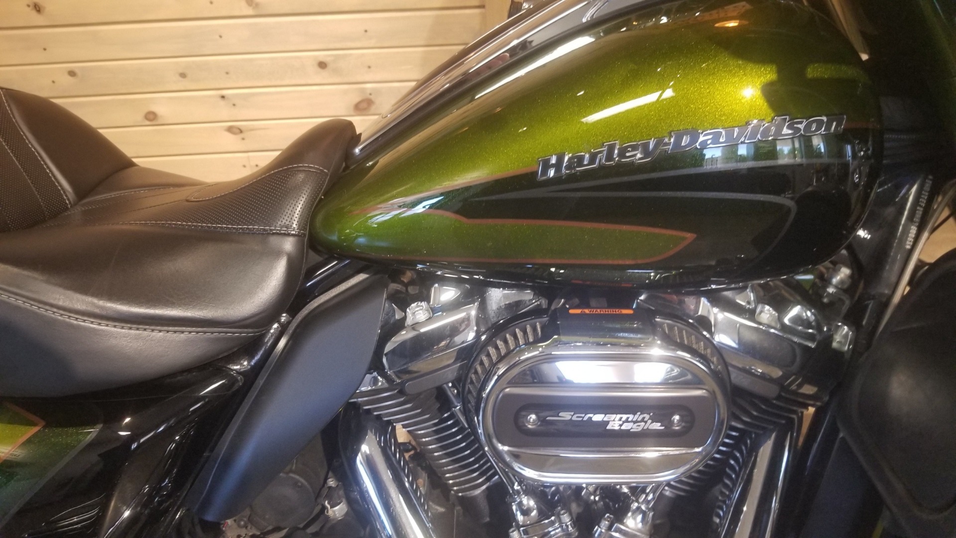 2017 Harley-Davidson CVO™ Limited in Mentor, Ohio - Photo 2