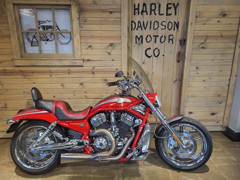 2006 Harley-Davidson CVO™ Screamin' Eagle® V-Rod® in Mentor, Ohio - Photo 2