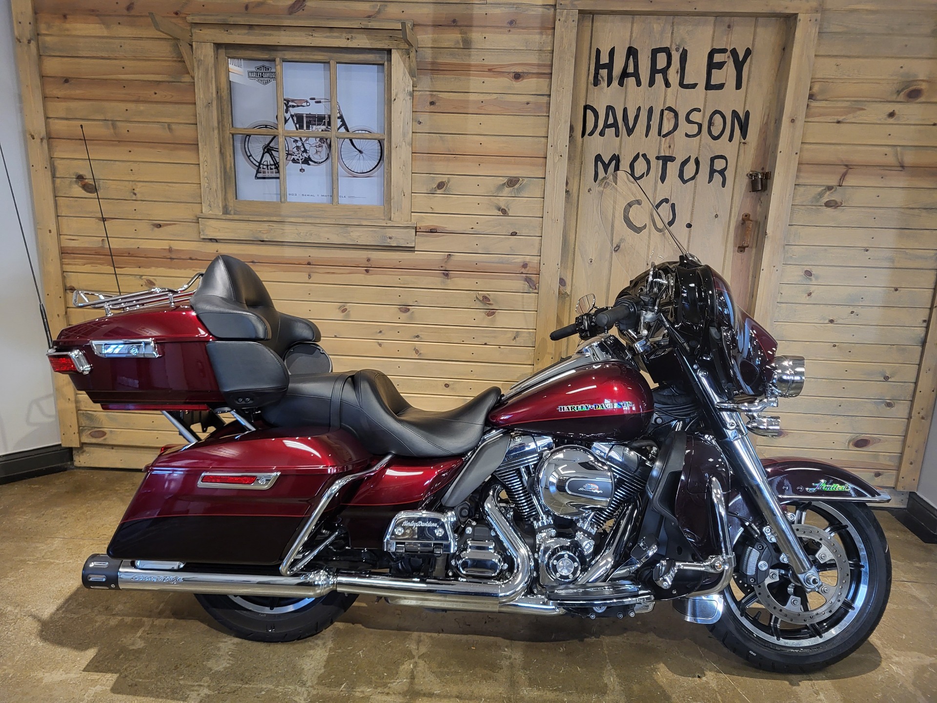 2014 Harley-Davidson Ultra Limited in Mentor, Ohio - Photo 2