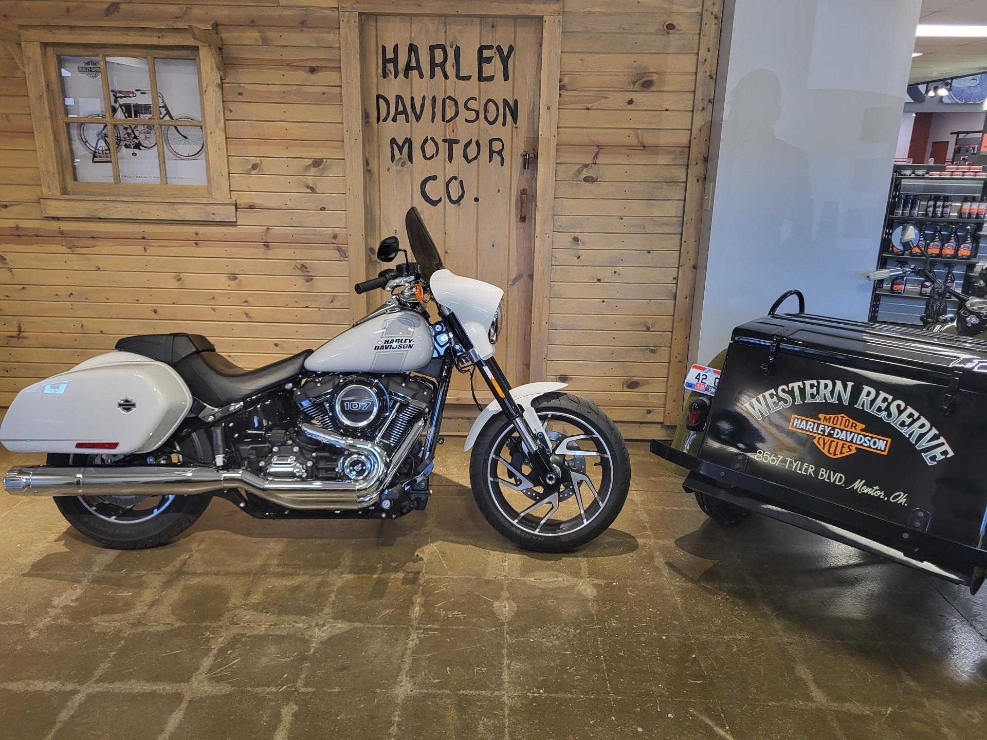 2021 Harley-Davidson Sport Glide® in Mentor, Ohio - Photo 1