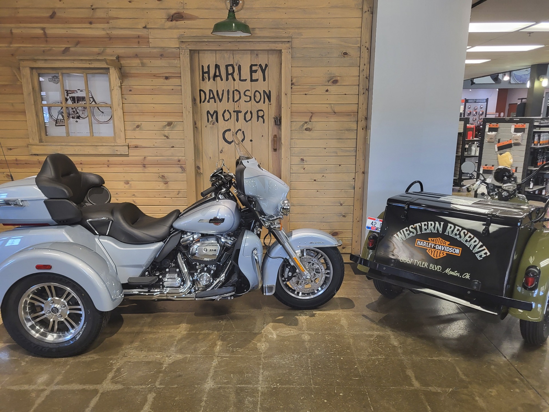 2023 Harley-Davidson Tri Glide® Ultra in Mentor, Ohio - Photo 1