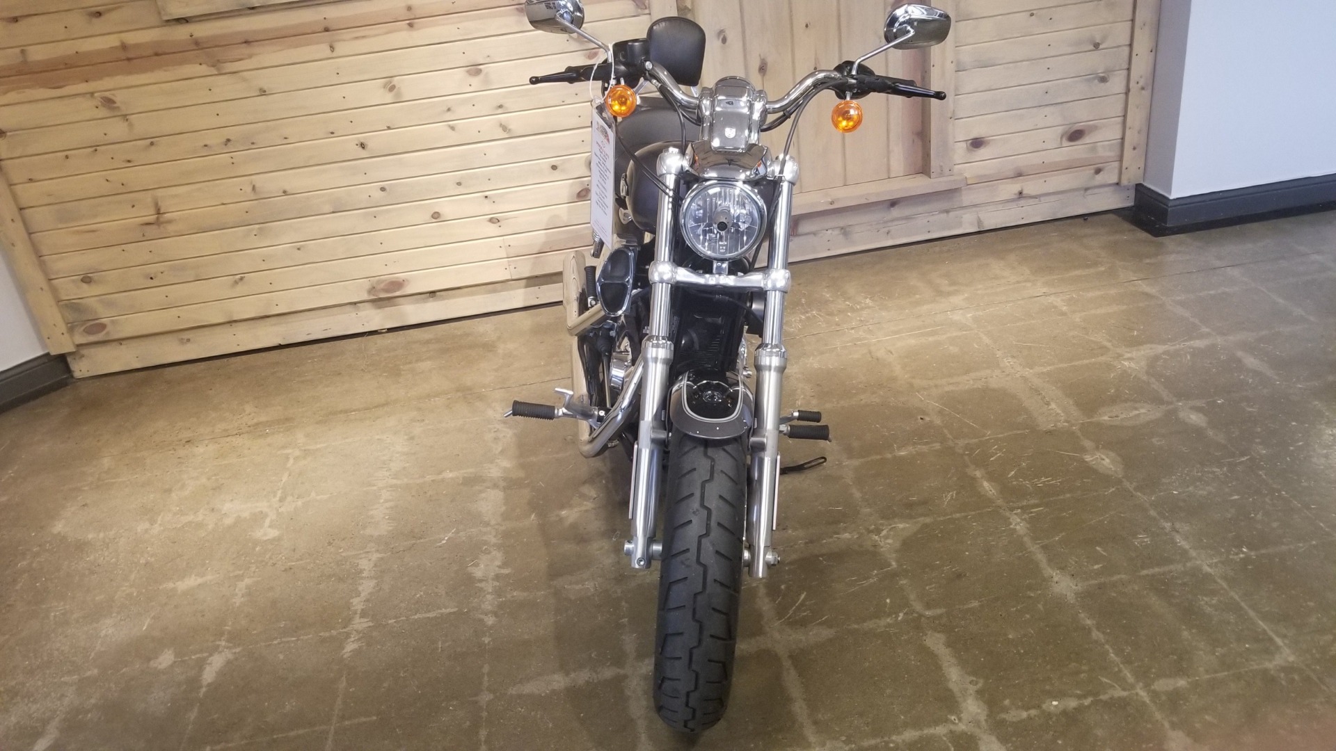 2014 Harley-Davidson 1200 Custom in Mentor, Ohio - Photo 12