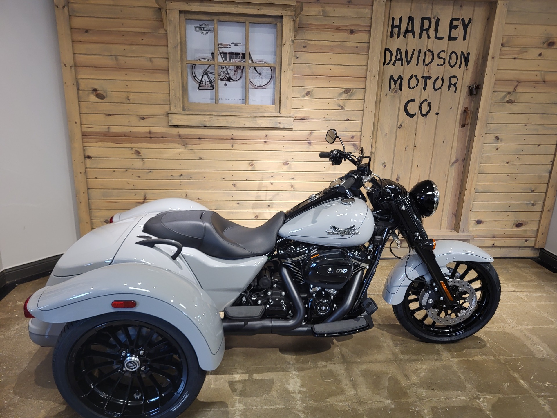 2024 Harley-Davidson Freewheeler® in Mentor, Ohio - Photo 9
