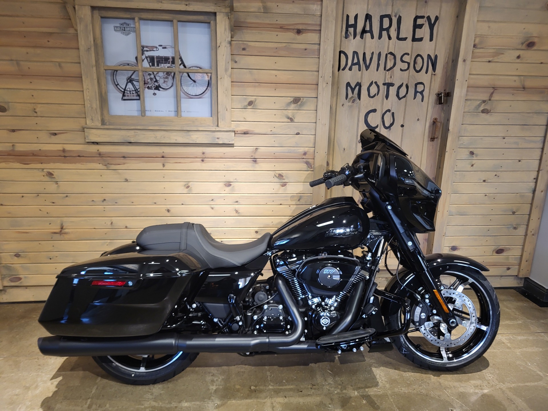 2024 Harley-Davidson Street Glide® in Mentor, Ohio - Photo 9