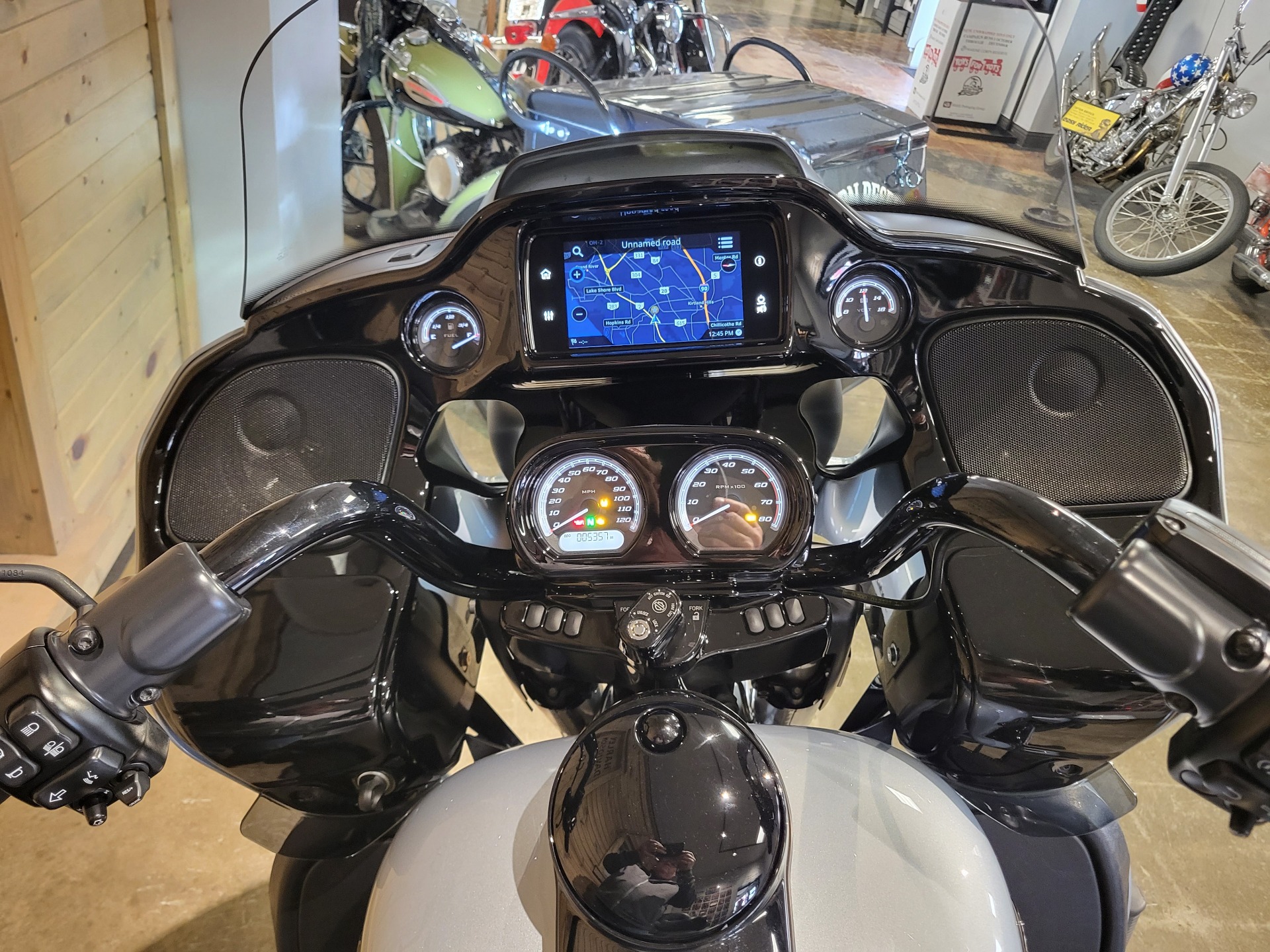 2023 Harley-Davidson Road Glide® Limited in Mentor, Ohio - Photo 7