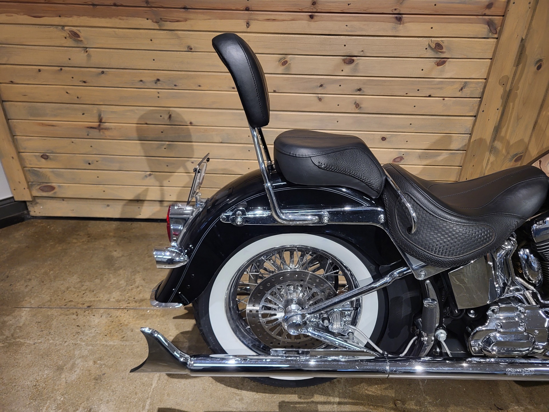 2011 Harley-Davidson Softail® Deluxe in Mentor, Ohio - Photo 3