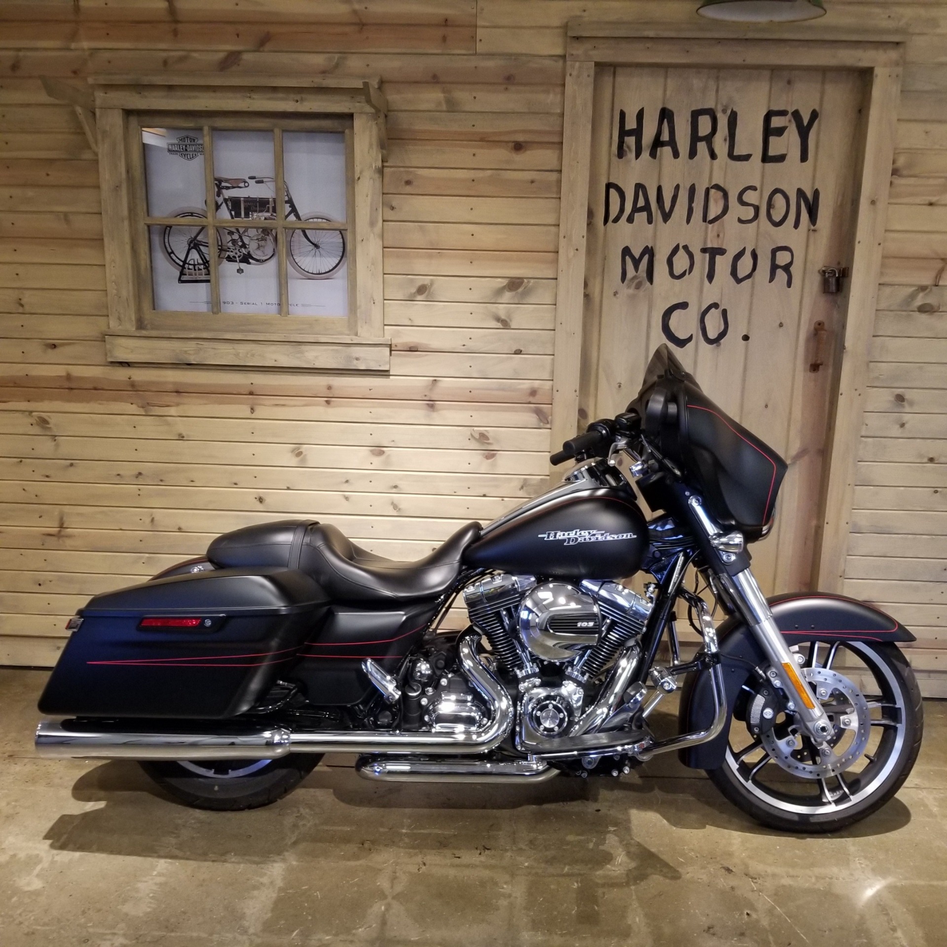 2015 Harley-Davidson Street Glide® Special in Mentor, Ohio - Photo 1