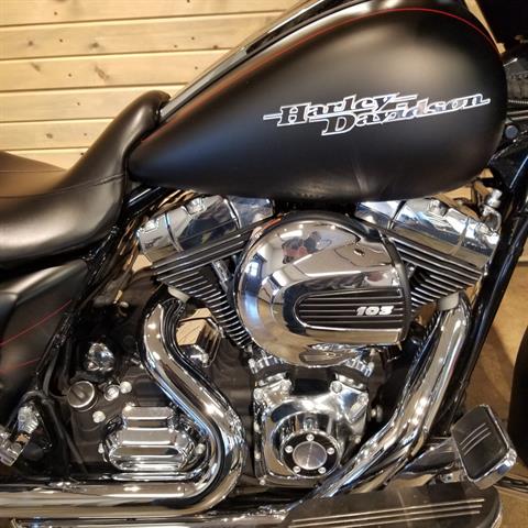 2015 Harley-Davidson Street Glide® Special in Mentor, Ohio - Photo 2