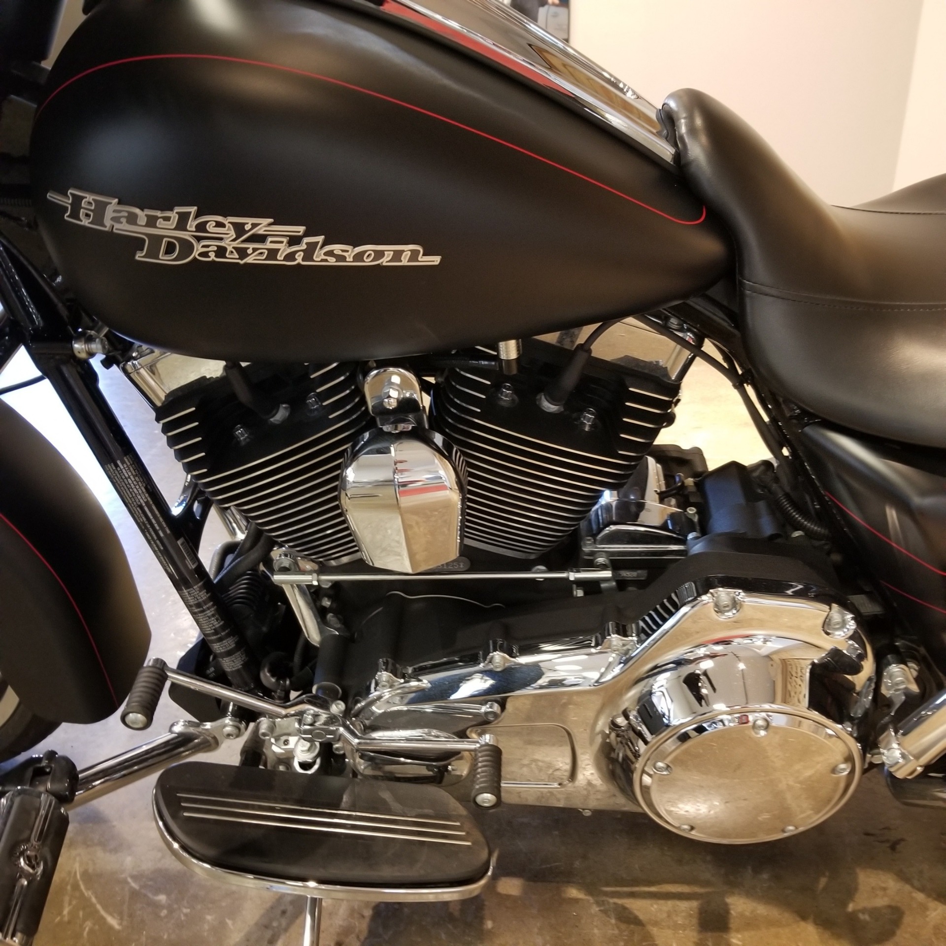 2015 Harley-Davidson Street Glide® Special in Mentor, Ohio - Photo 10