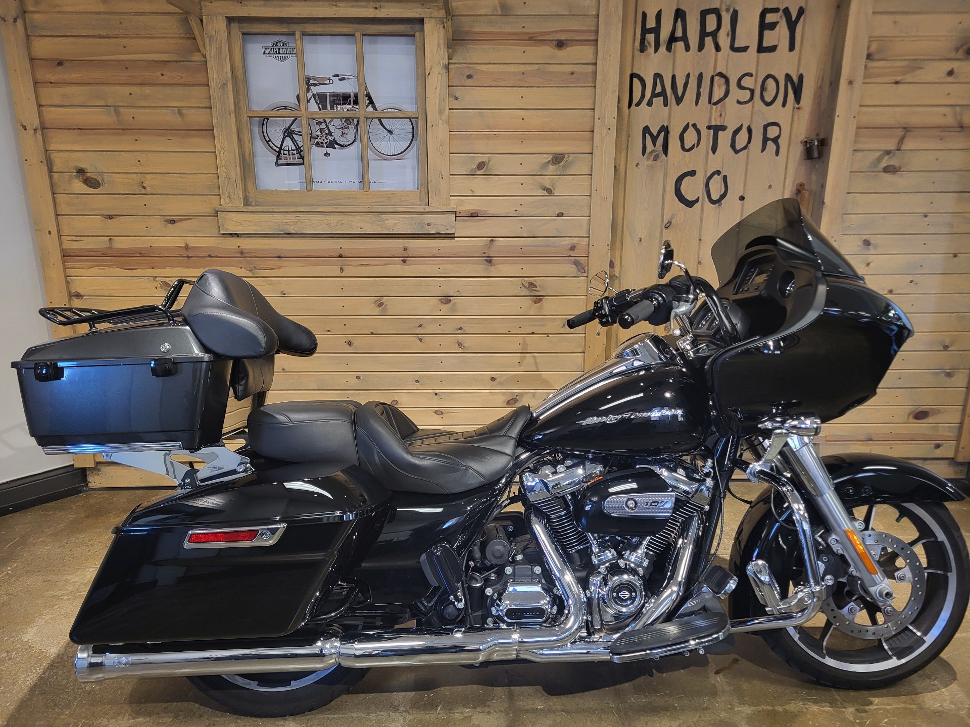 2020 Harley-Davidson Road Glide® in Mentor, Ohio - Photo 9