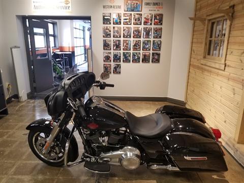 2022 Harley-Davidson Electra Glide® Standard in Mentor, Ohio - Photo 9
