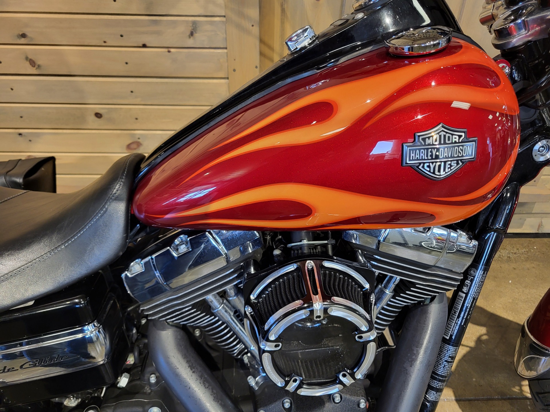 2013 Harley-Davidson Dyna® Wide Glide® in Mentor, Ohio - Photo 2