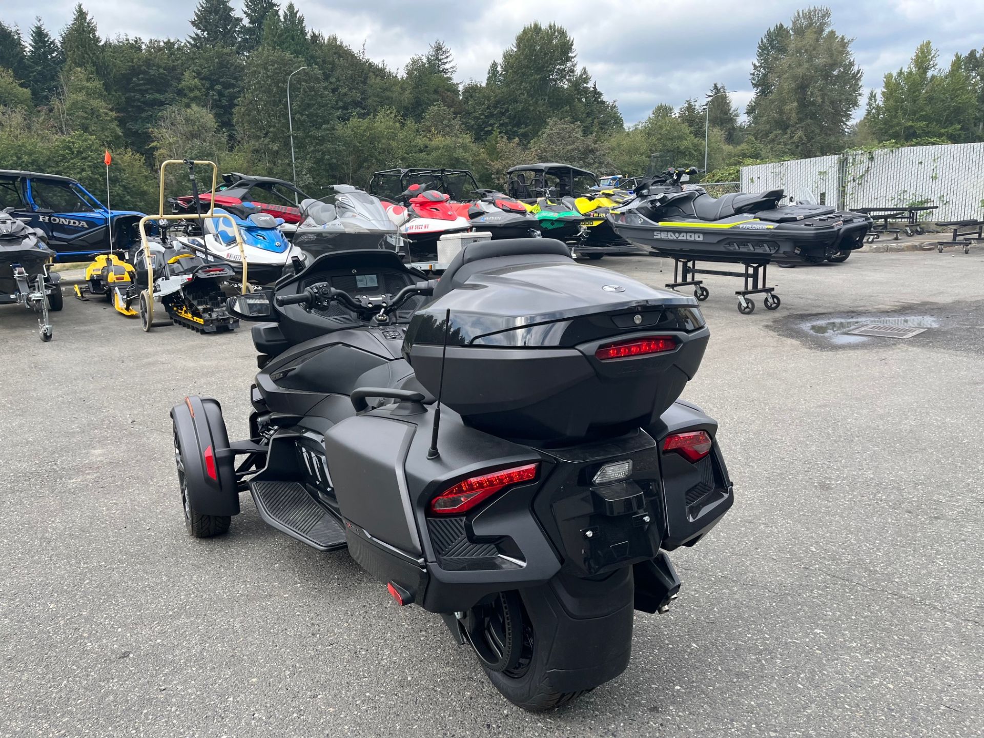 2023 Can-Am Spyder RT Limited in Woodinville, Washington - Photo 8