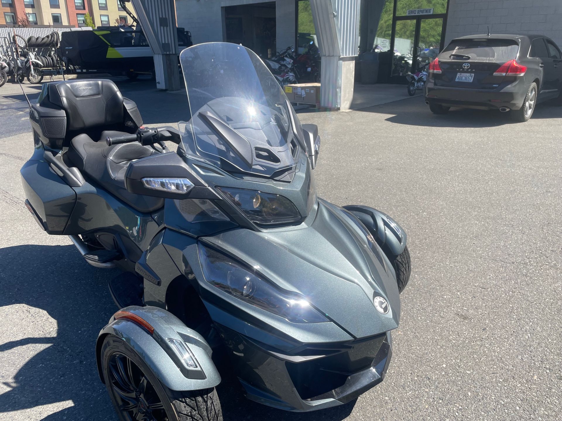 2018 Can-Am Spyder RT Limited in Woodinville, Washington - Photo 3