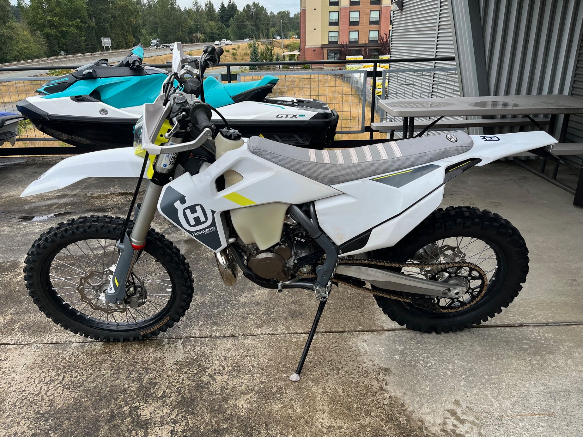 2022 Husqvarna TE 250i in Woodinville, Washington - Photo 2