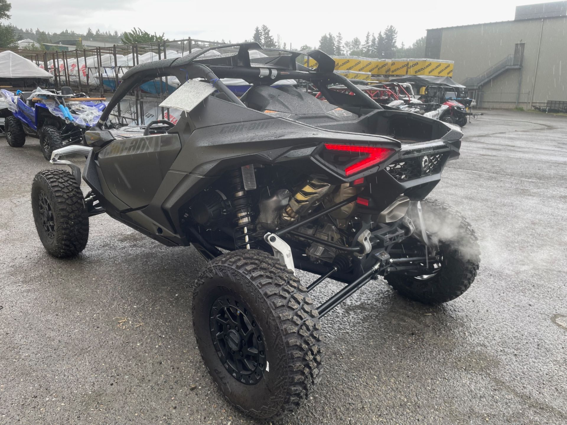 2024 Can-Am Maverick R X RS with Smart-Shox in Woodinville, Washington - Photo 6