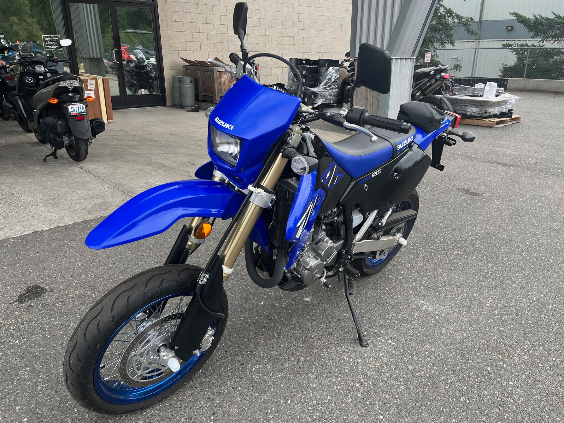 2023 Suzuki DR-Z400SM in Woodinville, Washington - Photo 5