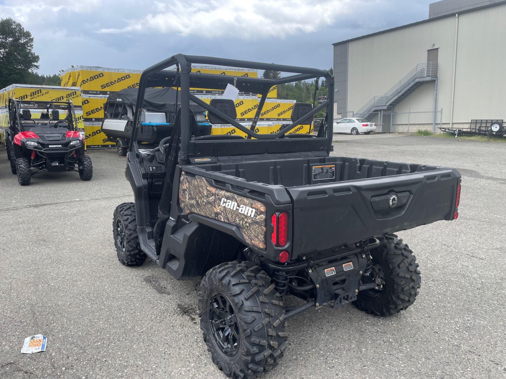 2022 Can-Am Defender XT HD10 in Woodinville, Washington - Photo 6