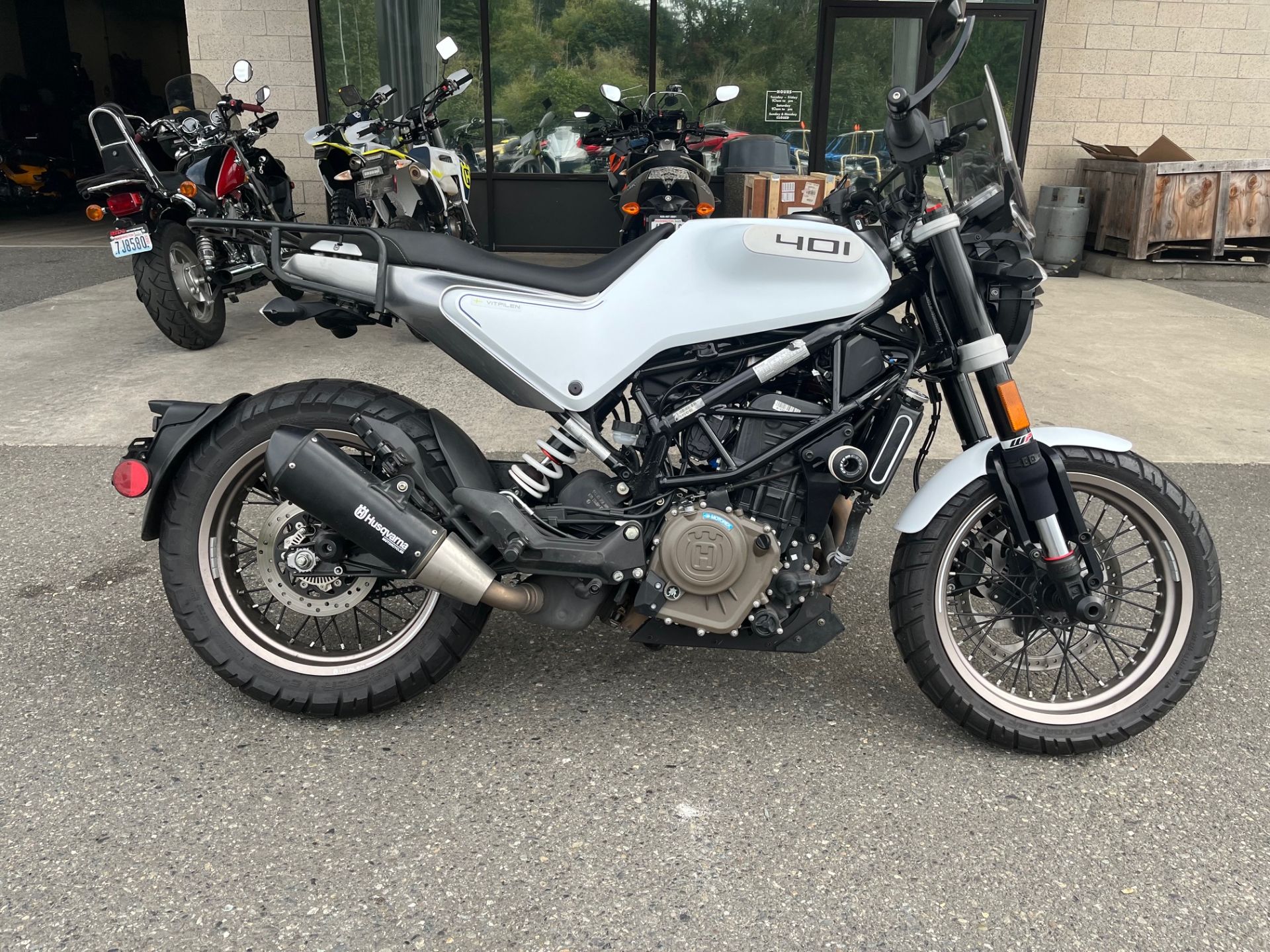 2022 Husqvarna Vitpilen 401 in Woodinville, Washington - Photo 1