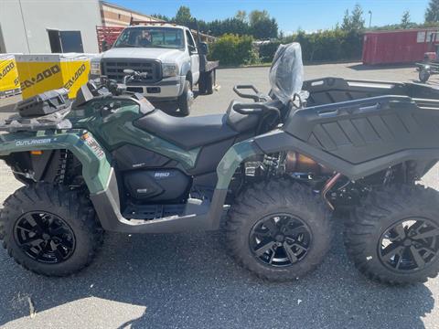 2024 Can-Am Outlander MAX 6x6 DPS 650 in Woodinville, Washington - Photo 1