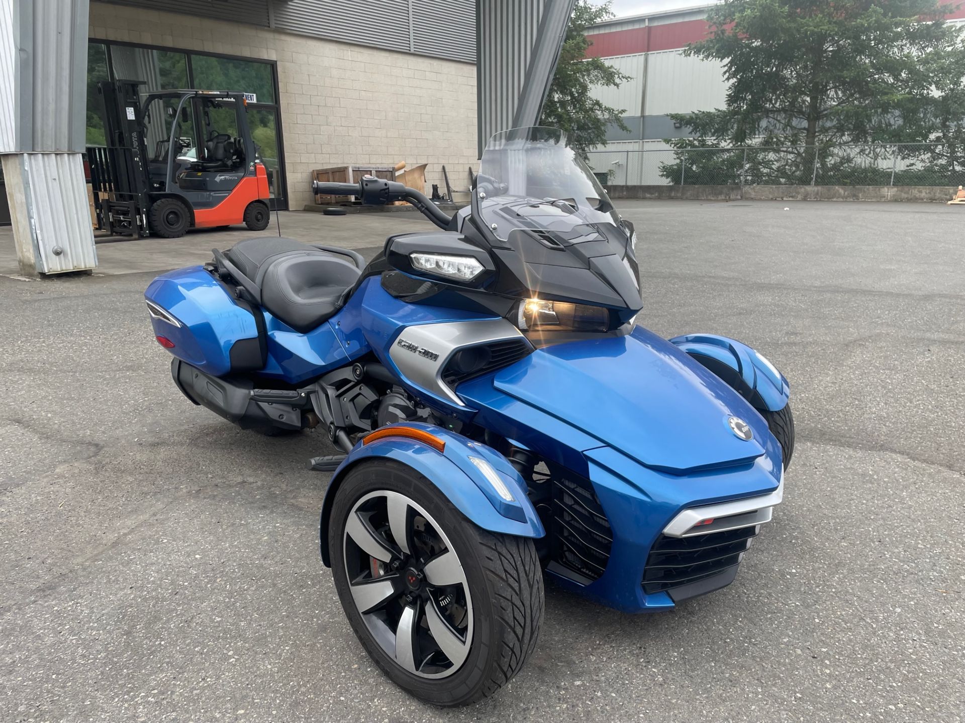 2018 Can-Am Spyder F3-T in Woodinville, Washington - Photo 4