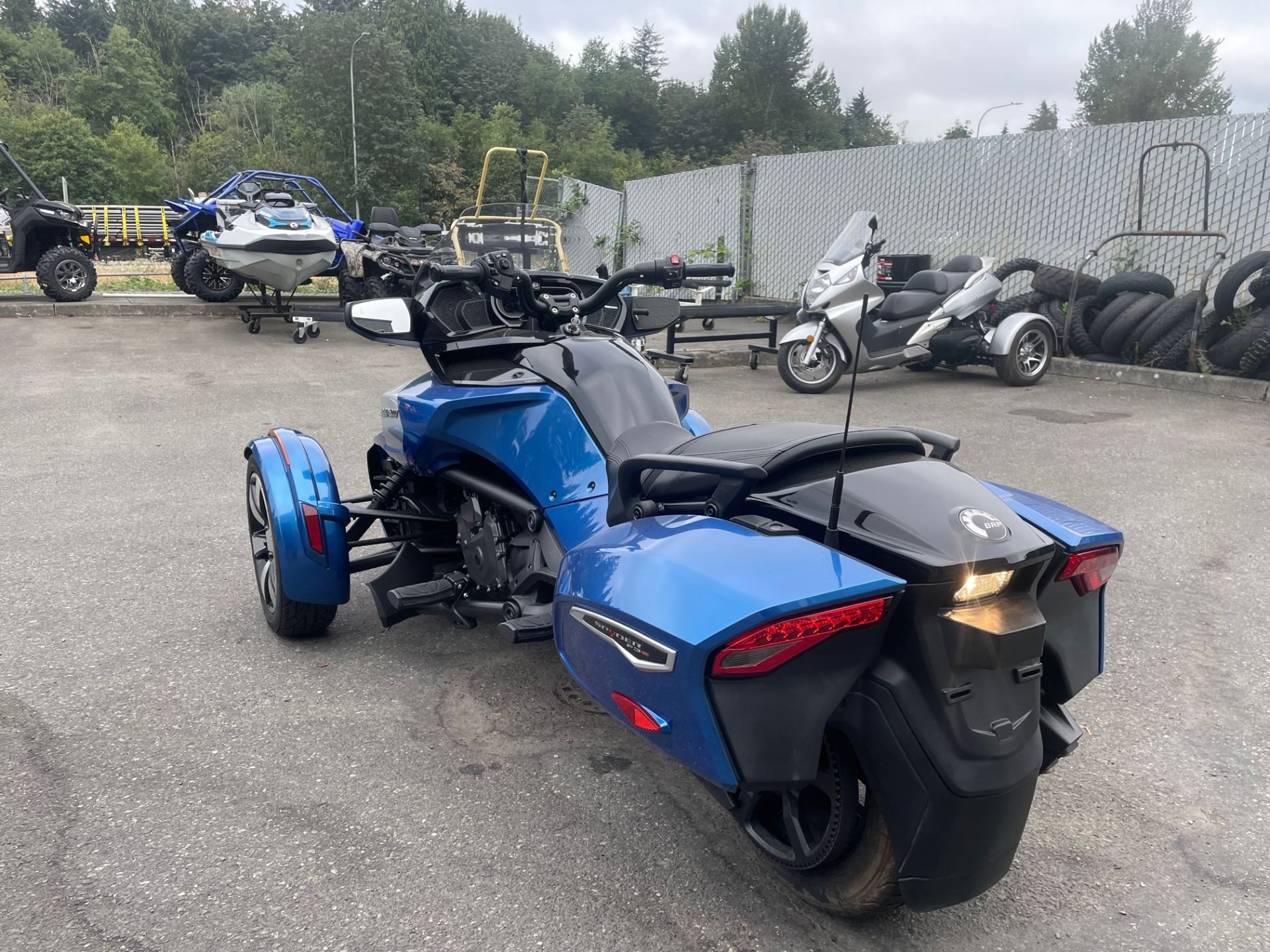 2018 Can-Am Spyder F3-T in Woodinville, Washington - Photo 6