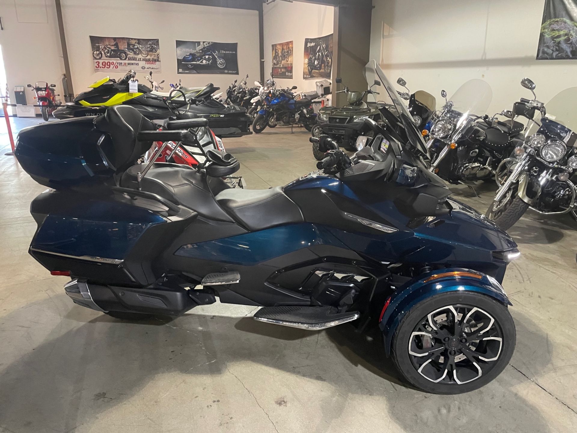 2020 Can-Am Spyder RT Limited in Woodinville, Washington - Photo 2