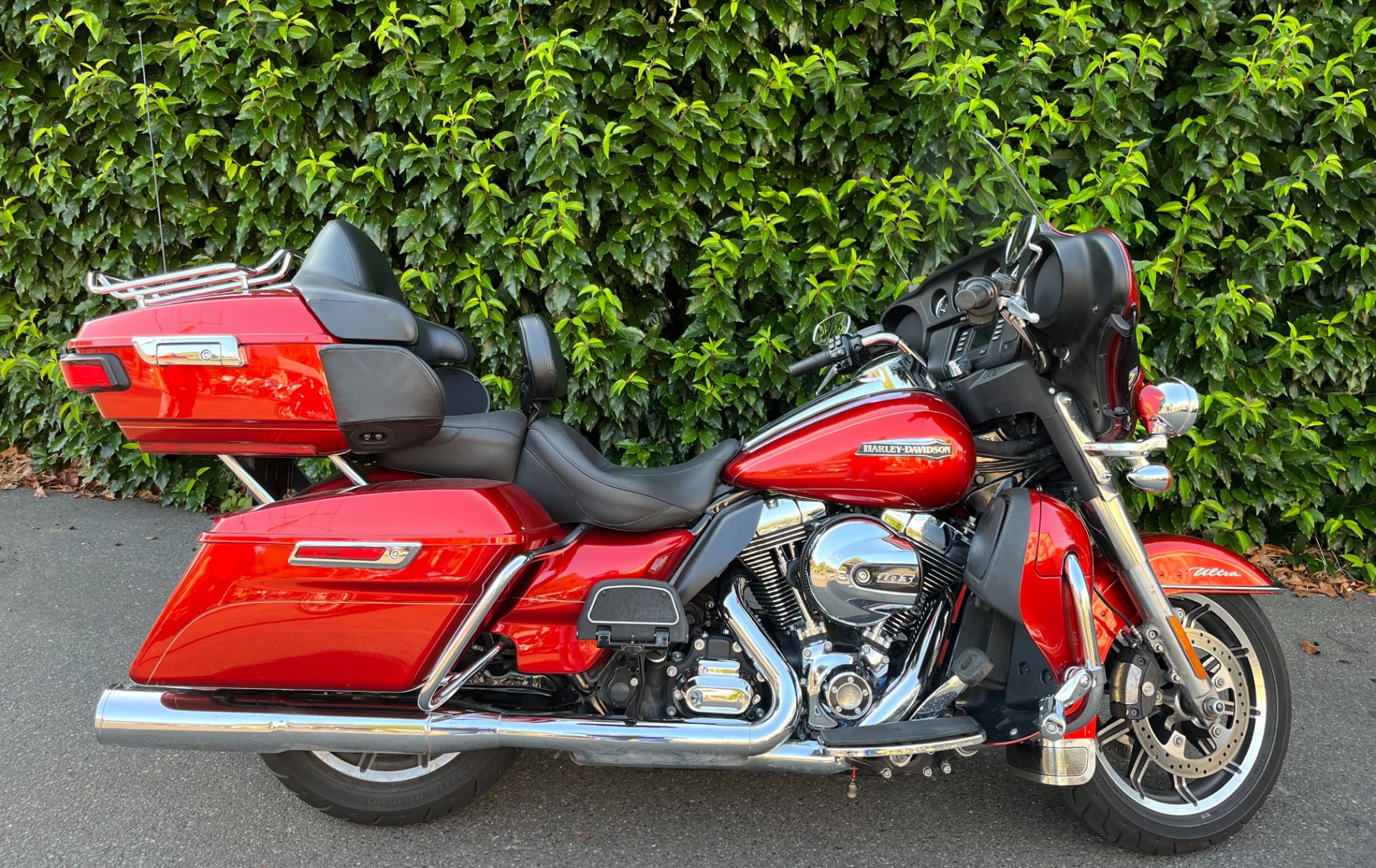 2014 Harley-Davidson Electra Glide® Ultra Classic® in Issaquah, Washington - Photo 2