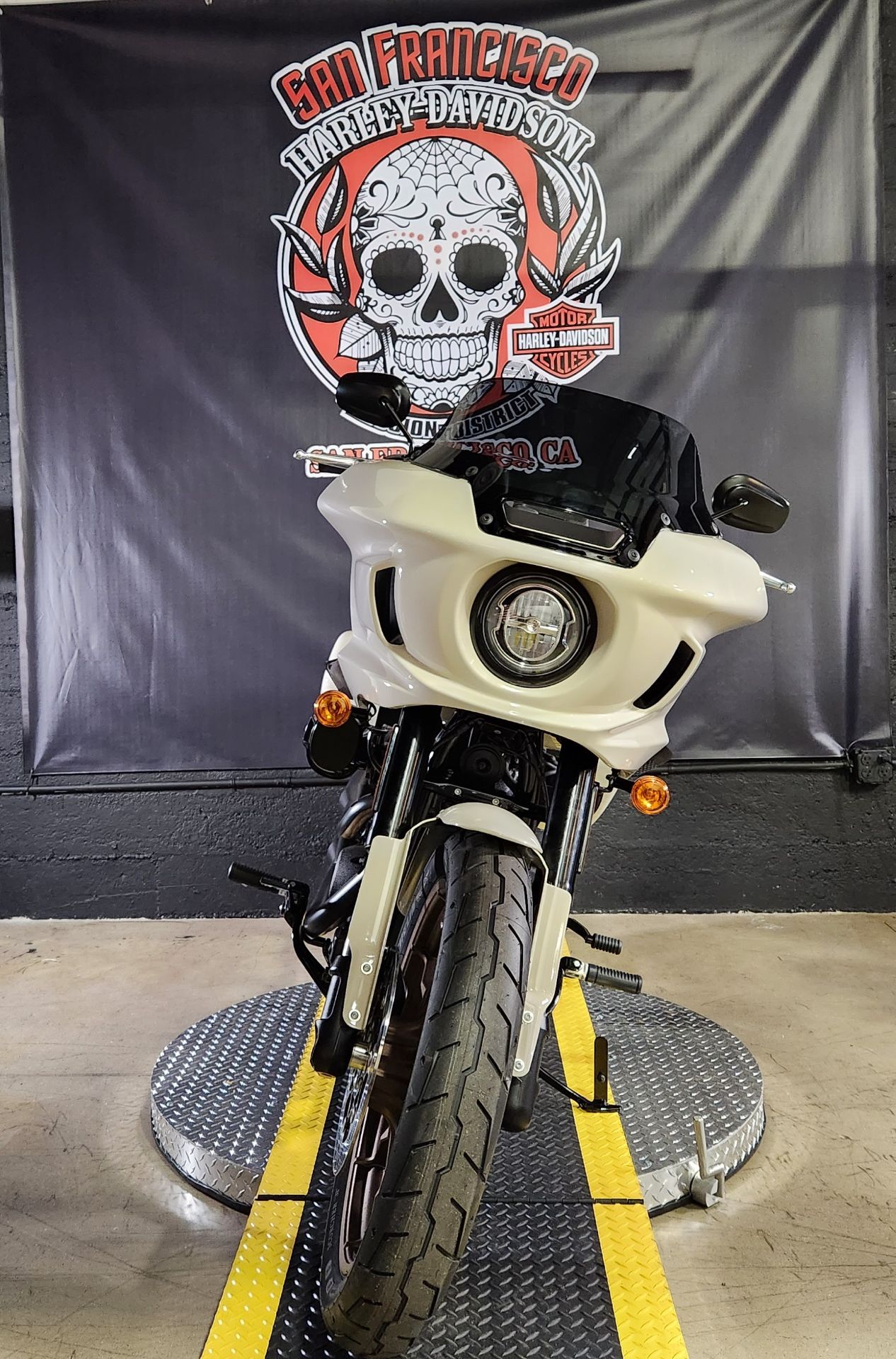 2023 Harley-Davidson Low Rider® ST in San Francisco, California - Photo 3