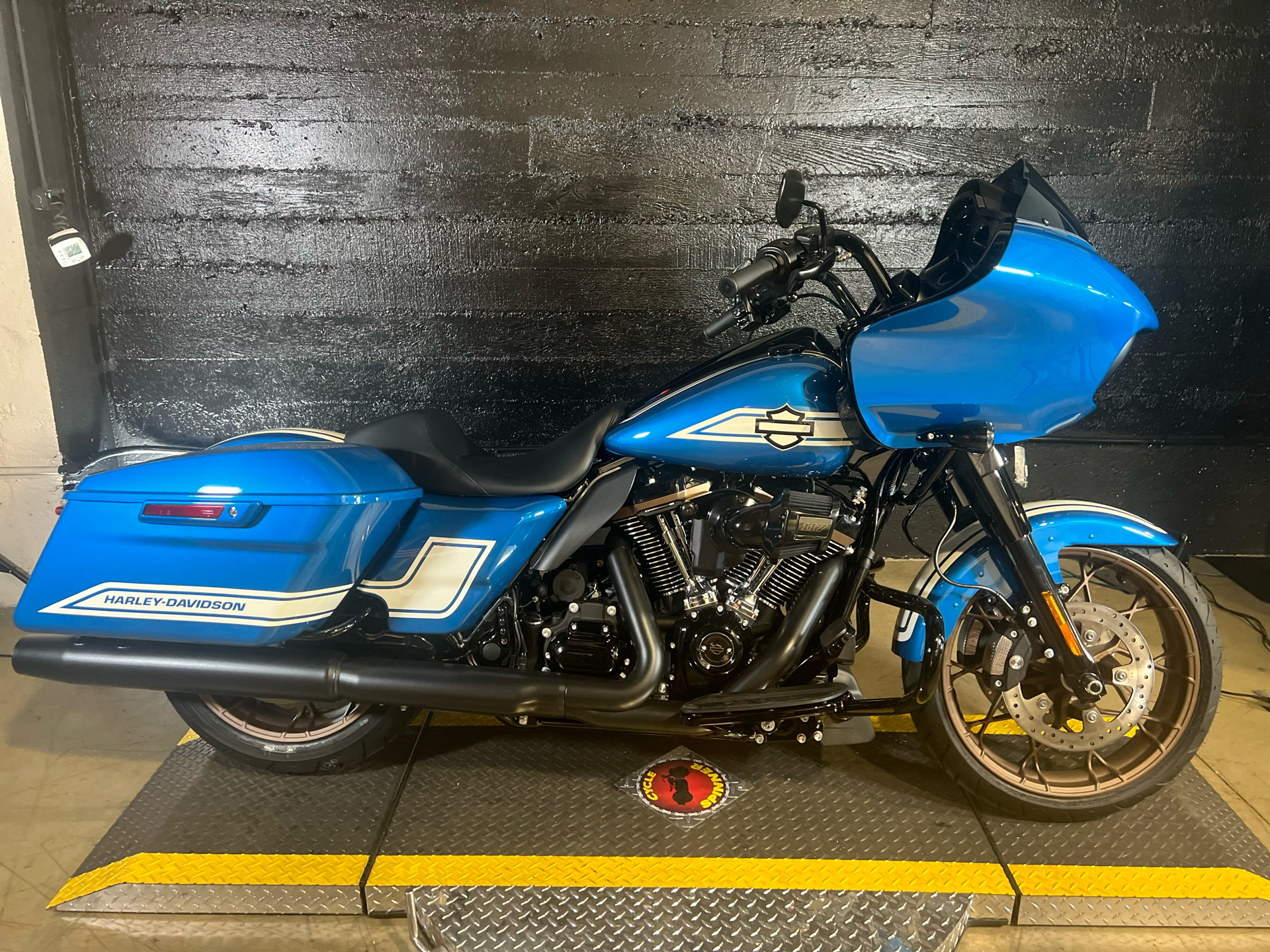 2023 Harley-Davidson Road Glide® ST in San Francisco, California - Photo 1