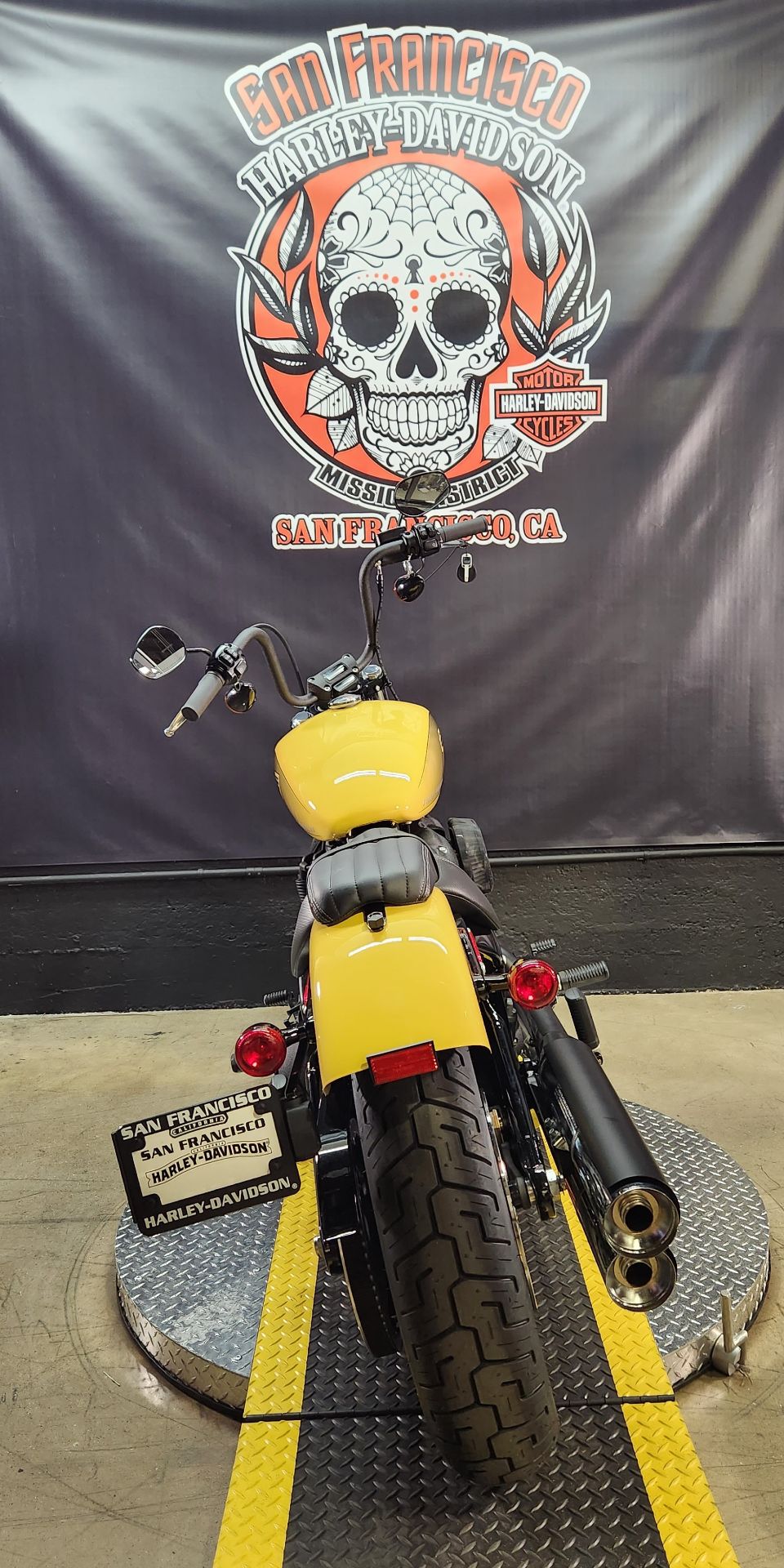 2023 Harley-Davidson Street Bob® 114 in San Francisco, California - Photo 4