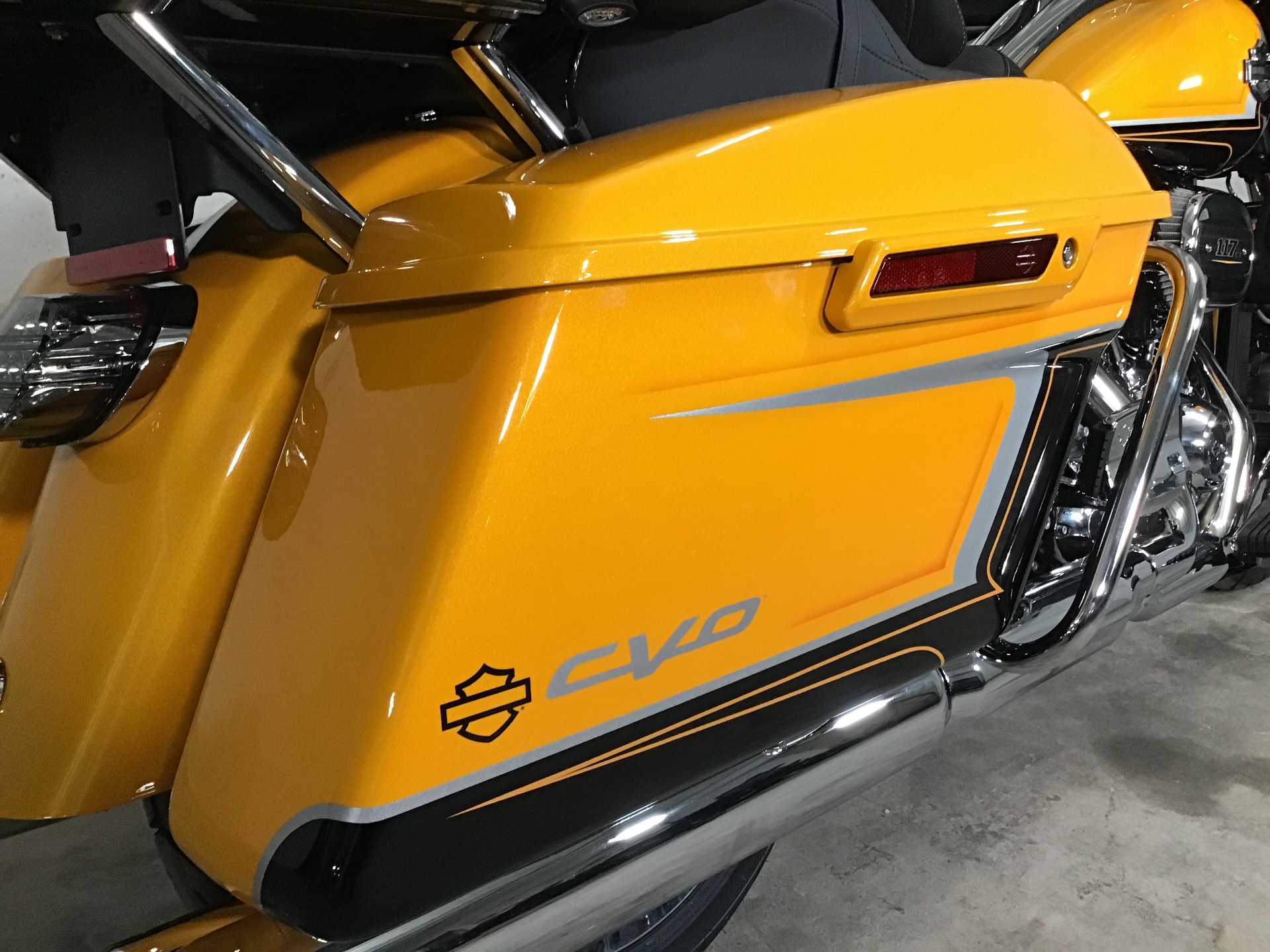 2022 Harley-Davidson CVO™ Road Glide® Limited in San Francisco, California - Photo 16
