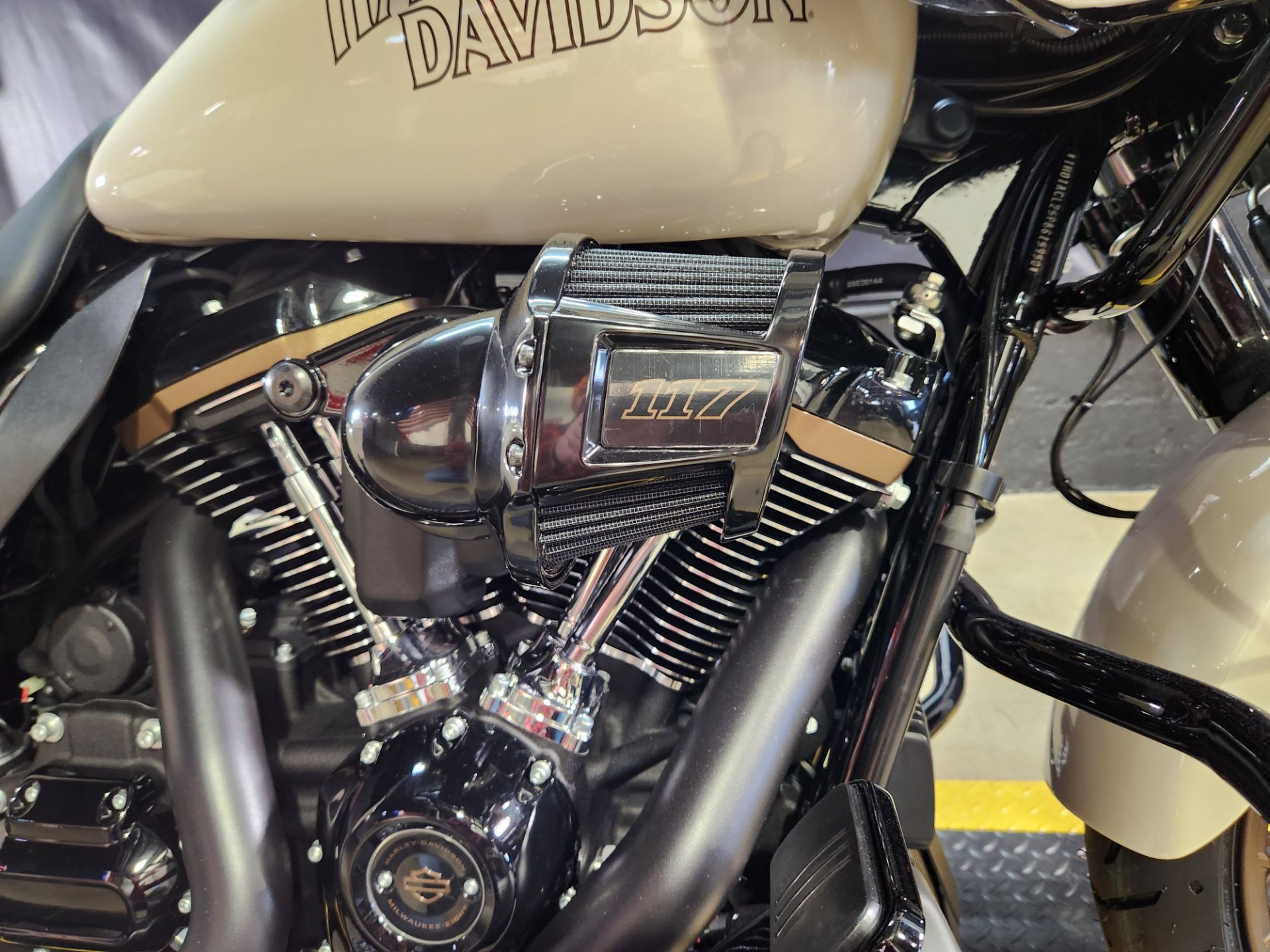 2023 Harley-Davidson Road Glide® ST in San Francisco, California - Photo 7