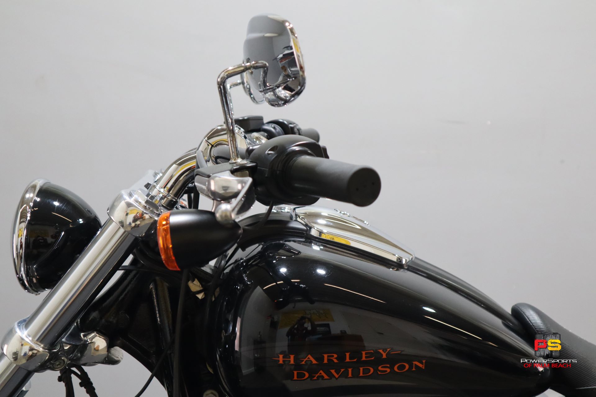2016 Harley-Davidson Breakout® in Lake Park, Florida - Photo 27