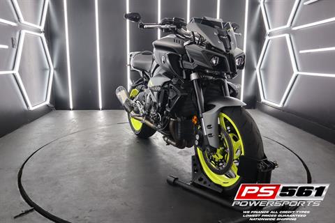 2018 Yamaha MT-10 in Lake Park, Florida - Photo 8