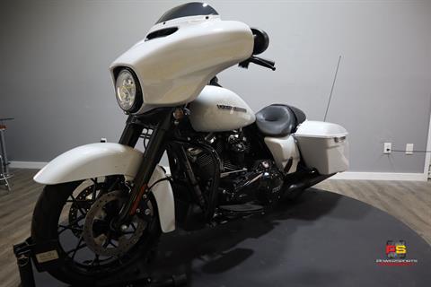 2020 Harley-Davidson Street Glide® Special in Lake Park, Florida - Photo 21
