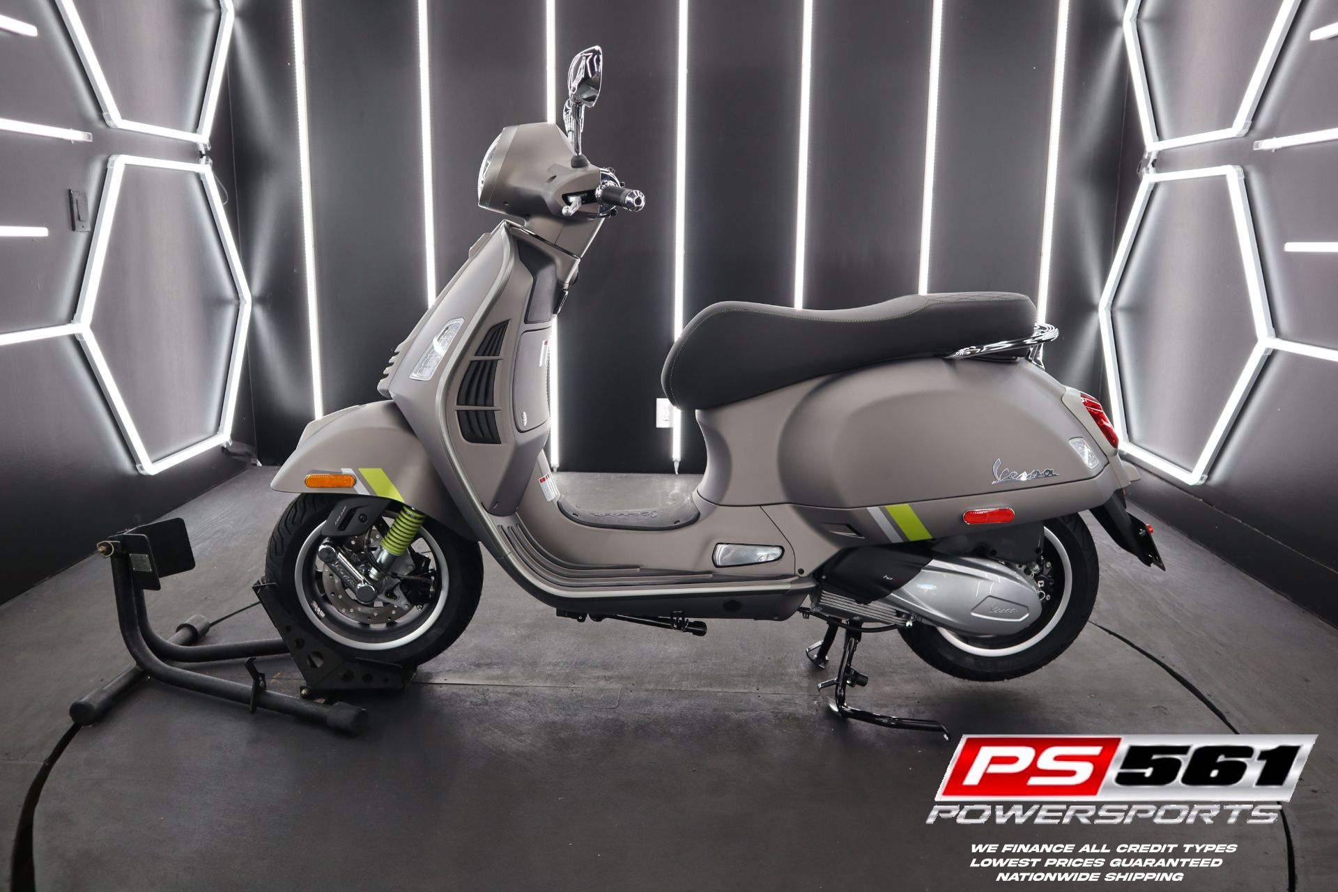 2024 Vespa GTS Super 300 Tech in Lake Park, Florida - Photo 14