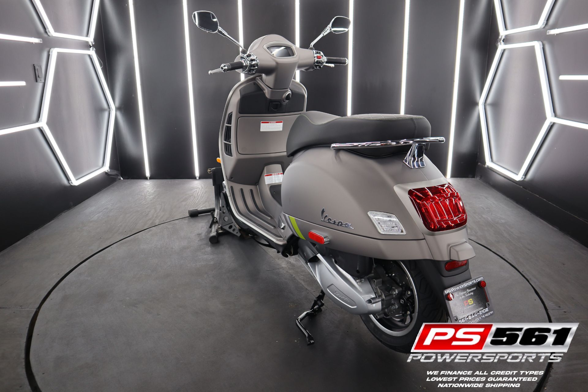 2024 Vespa GTS Super 300 Tech in Lake Park, Florida - Photo 22