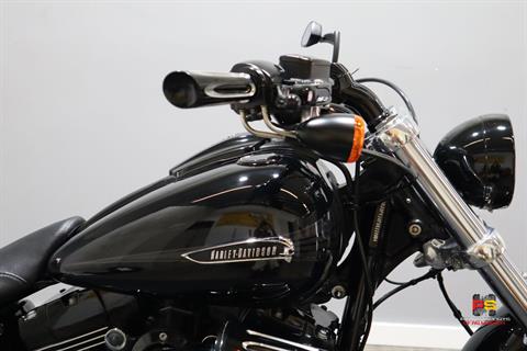 2015 Harley-Davidson Breakout® in Lake Park, Florida - Photo 22
