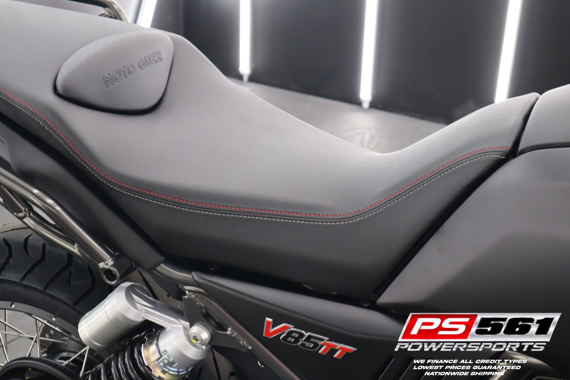 2023 Moto Guzzi V85 TT in Lake Park, Florida - Photo 20