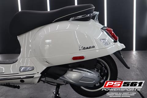 2024 Vespa GTS Super 300 in Lake Park, Florida - Photo 14