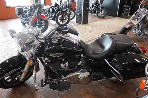 2007 Harley-Davidson FLHRC Road King® Classic Patriot Special Edition in Marion, Illinois - Photo 5