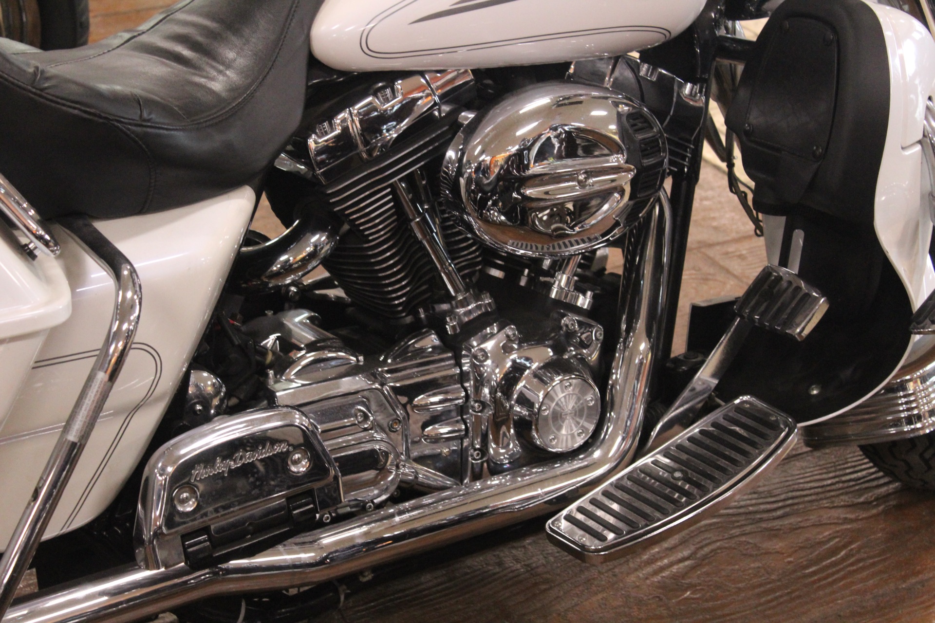2012 Harley-Davidson Ultra Classic® Electra Glide® in Marion, Illinois - Photo 3
