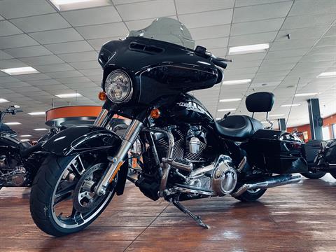 2016 Harley-Davidson Street Glide Special in Marion, Illinois - Photo 1