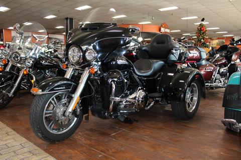 2014 Harley-Davidson Tri Glide® Ultra in Marion, Illinois - Photo 3