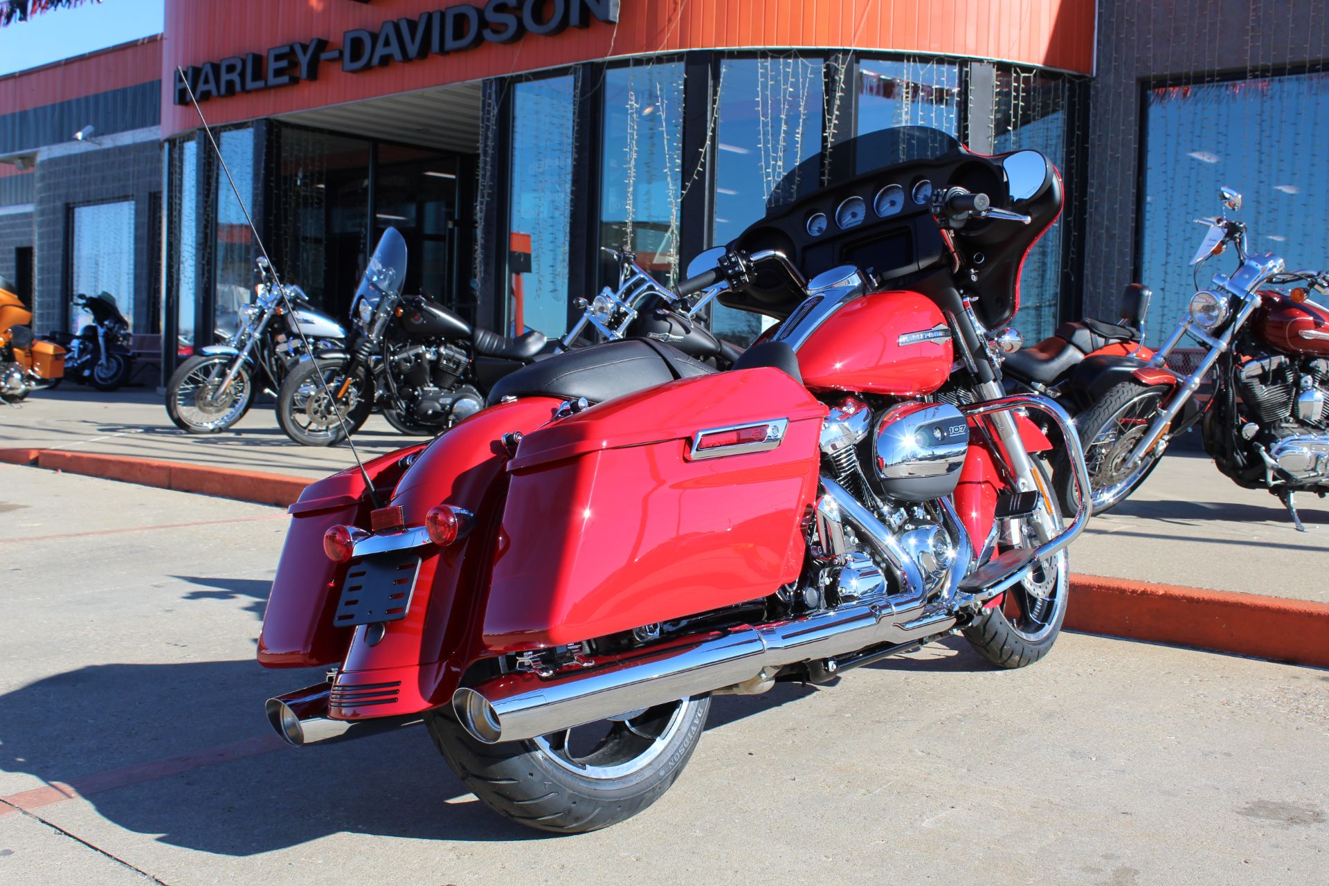 2023 Harley-Davidson Street Glide® in Marion, Illinois - Photo 3